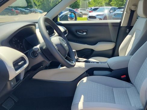 New 2026 Honda HR-V LX image 4