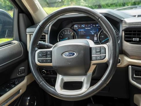 Used 2024 Ford Expedition Limited AWD/4WD image 26
