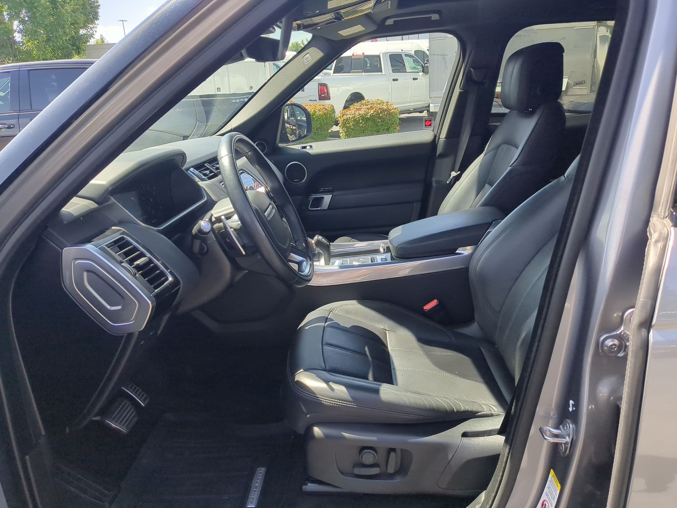 Used 2021 Land Rover Range Rover Sport HSE Silver Edition AWD/4WD image 17