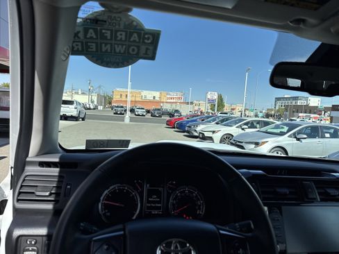 Used 2024 Toyota 4Runner TRD Off-Road image 3