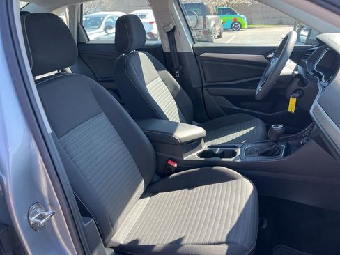 Used 2023 Volkswagen Jetta S image 23