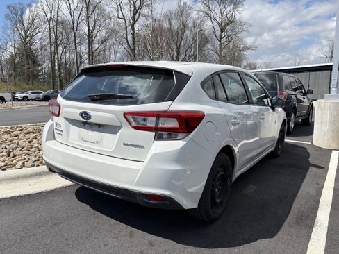 Used 2019 Subaru Impreza 2.0i w/ Eyesight image 6