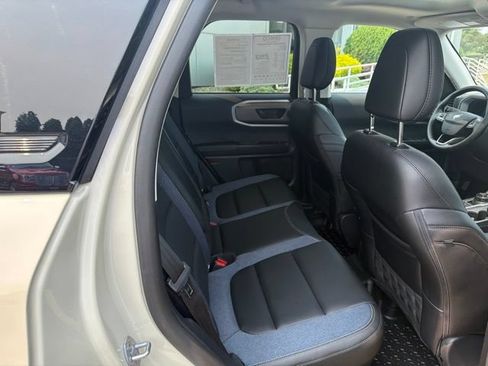 Used 2025 Ford Bronco Sport Outer Banks w/ Outer Banks Tech Package+ AWD/4WD image 12