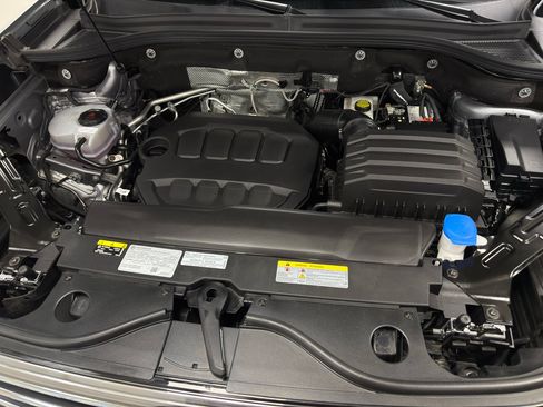 Used 2024 Volkswagen Atlas SE image 36