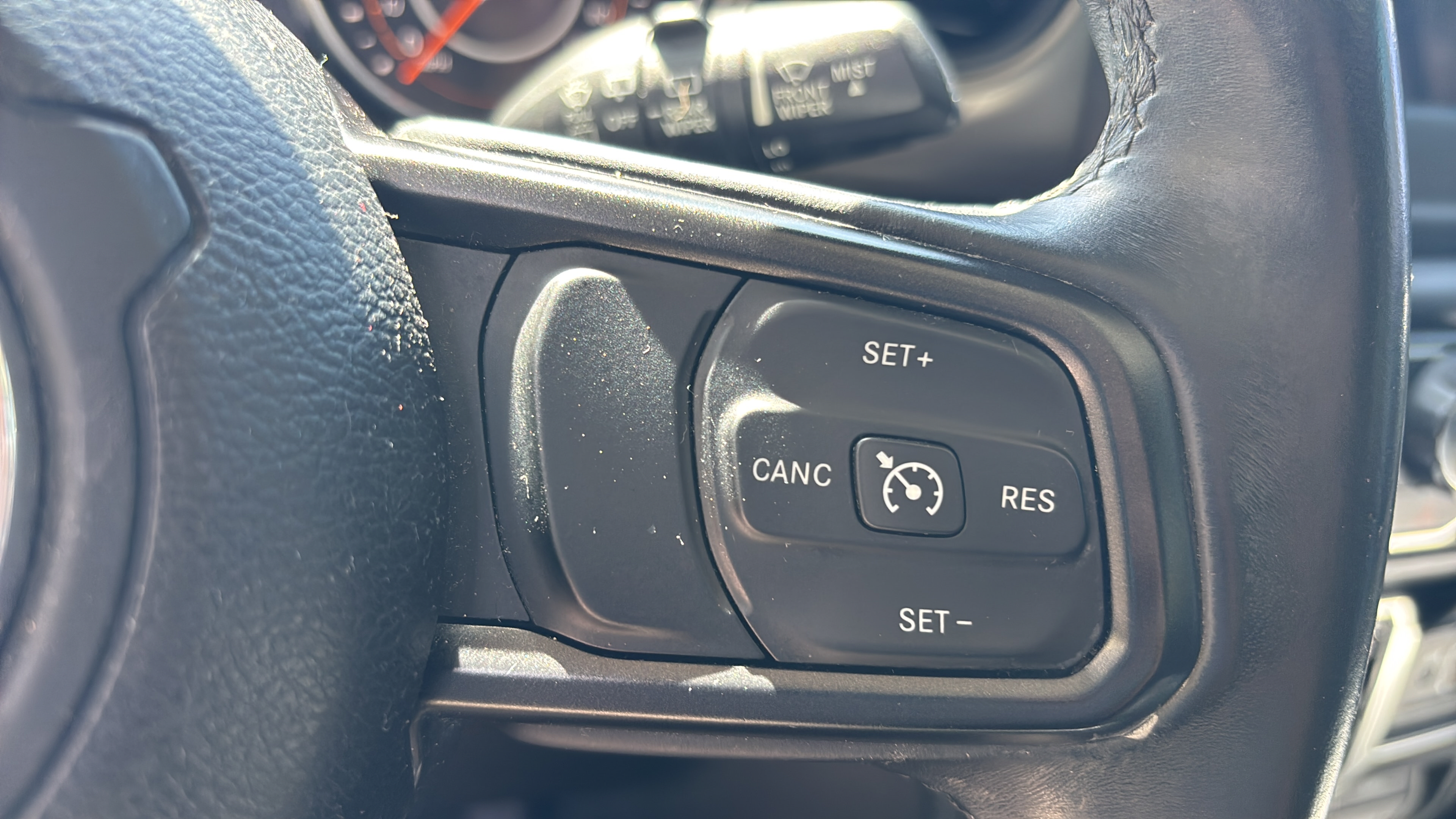 Used 2018 Jeep Wrangler Unlimited Sport S AWD/4WD image 28