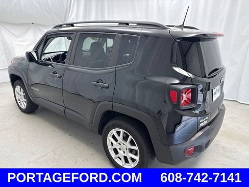 Used 2021 Jeep Renegade Sport w/ Sport Appearance Group AWD/4WD image 4