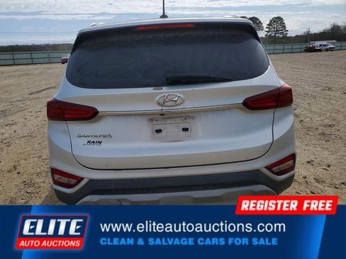 Used 2019 Hyundai Santa Fe SE image 12