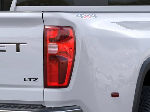 New 2026 Chevrolet Silverado 3500 LTZ w/ LTZ Plus Package AWD/4WD image 11