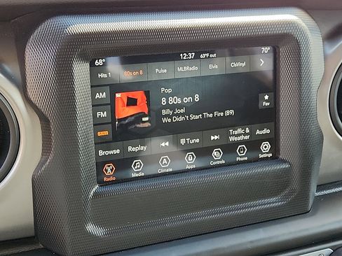 Certified 2021 Jeep Gladiator Sport image 16