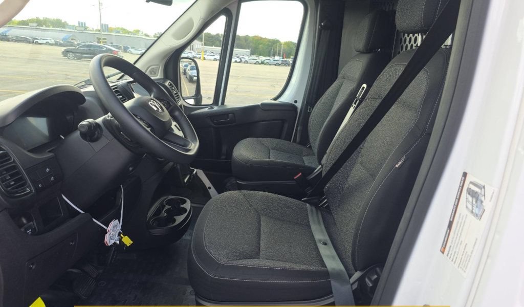 Used 2025 RAM ProMaster 2500 w/ U-Haul Equipment Group FWD image 2