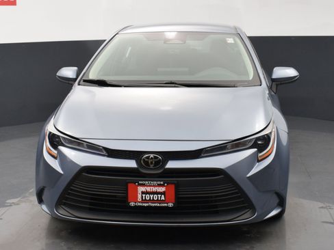 Used 2023 Toyota Corolla LE image 7