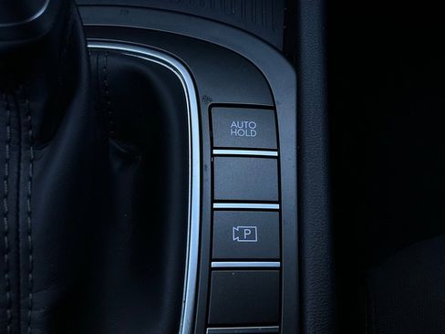 Used 2025 Hyundai Kona SEL image 25