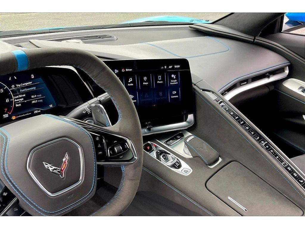 Used 2025 Chevrolet Corvette Stingray Premium Cpe w/ Z51 Performance Package RWD image 6