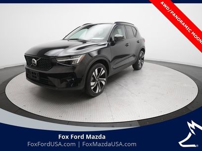 Used 2024 Volvo XC40 B5 Plus