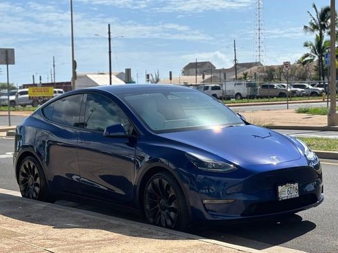 Used 2022 Tesla Model Y Performance image 6