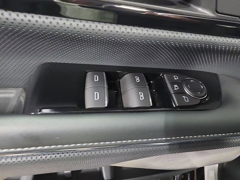 New 2025 GMC Sierra EV Denali image 26