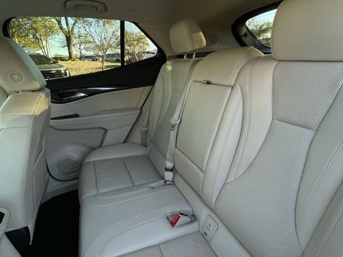 Certified 2023 Buick Envision Essence image 23