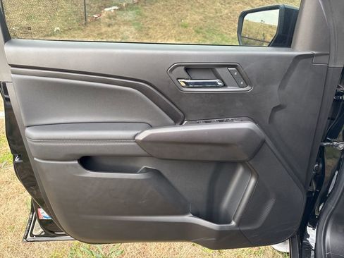 New 2025 GMC Canyon Elevation w/ Convenience Package image 11