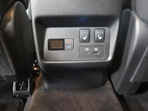 Used 2023 Nissan Rogue Platinum w/ Platinum Premium Package image 19