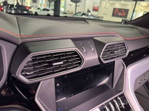 Used 2019 Lamborghini Urus image 24