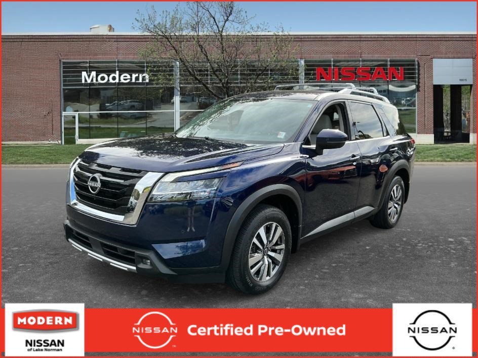 Certified 2022 Nissan Pathfinder SL FWD image 1