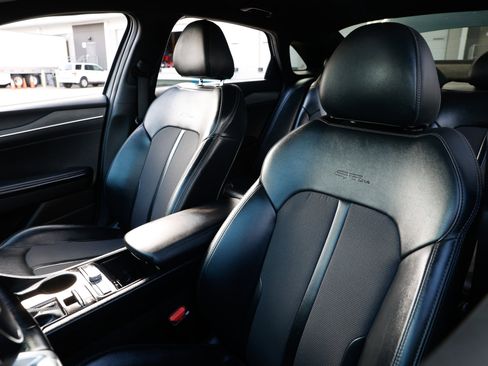 Used 2023 Kia K5 GT-Line w/ GT-Line Premium Package image 9