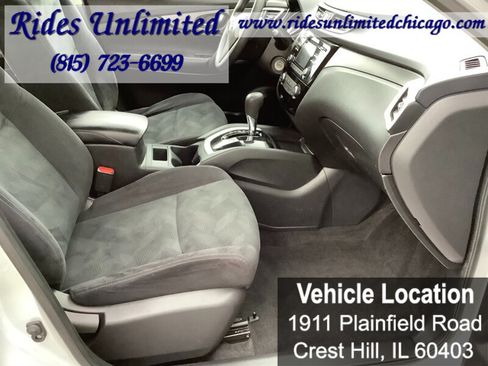 Used 2016 Nissan Rogue S AWD/4WD image 32