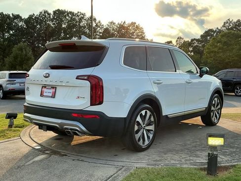 Used 2020 Kia Telluride S w/ S 8 Passenger Seating Package FWD image 7