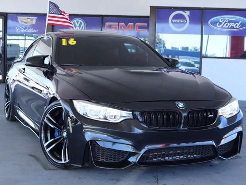 Used 2016 BMW M4 2dr Cpe image 2