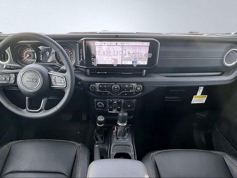 New 2026 Jeep Gladiator Sport image 9