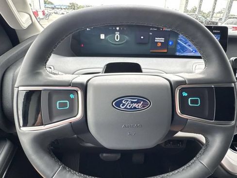 New 2026 Ford Expedition Active RWD image 29