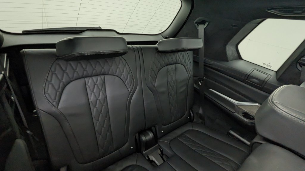 Used 2020 BMW X7 M50i AWD/4WD image 41