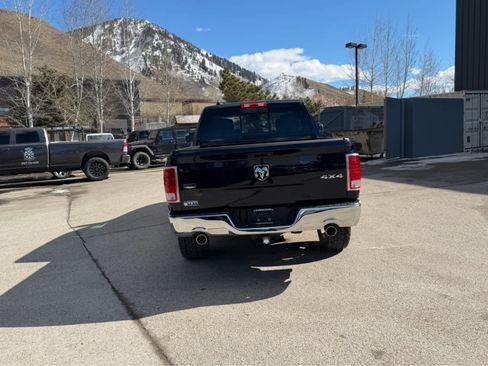 Used 2017 RAM 1500 Laramie w/ Convenience Group image 16