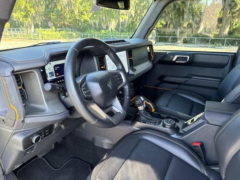 Used 2024 Ford Bronco Badlands image 21