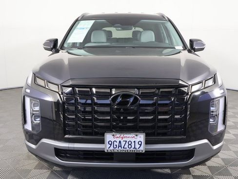 Used 2023 Hyundai Palisade SEL AWD/4WD image 2