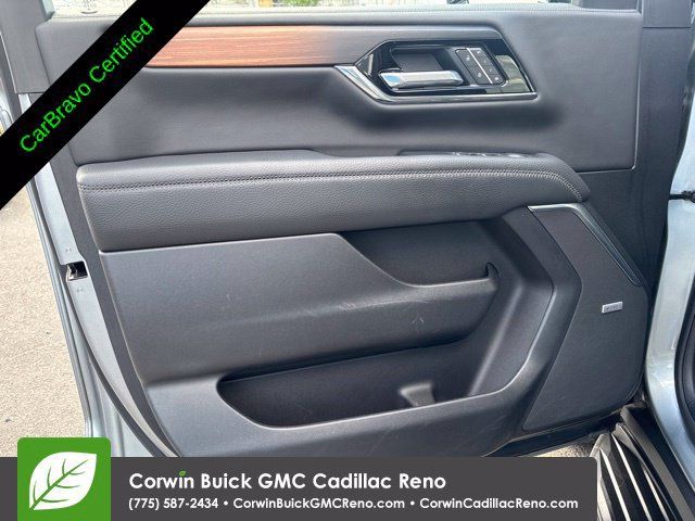 Certified 2025 GMC Yukon Denali AWD/4WD image 11