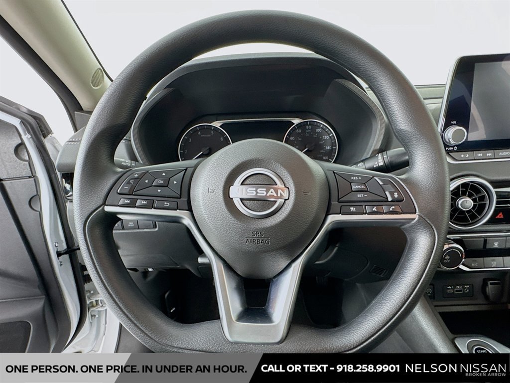 Certified 2025 Nissan Sentra SV FWD image 11