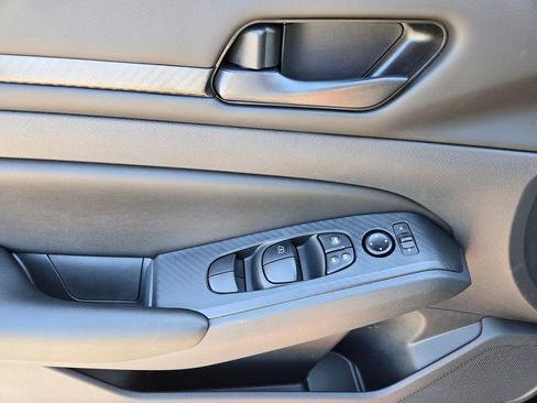 Certified 2025 Nissan Altima 2.5 S image 21