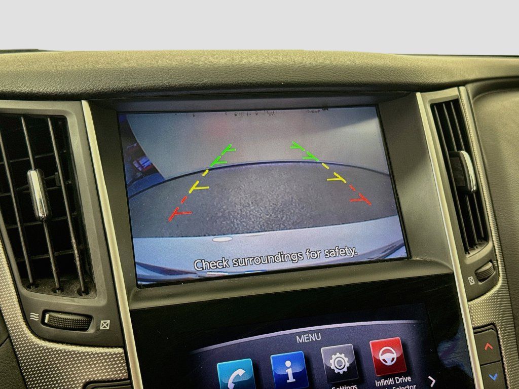 Used 2017 INFINITI Q50 3.0t Premium RWD image 16