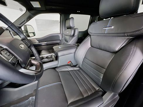 New 2026 Ford F250 Platinum w/ FX4 Off-Road Package image 25