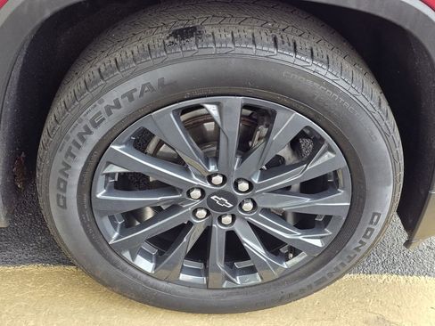 Used 2022 Chevrolet Traverse RS image 12