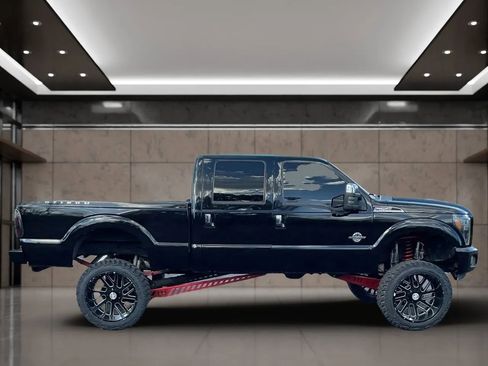 Used 2016 Ford F250 Platinum w/ FX4 Off-Road Package image 7