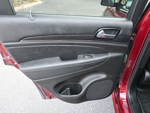 Used 2021 Jeep Grand Cherokee High Altitude image 23