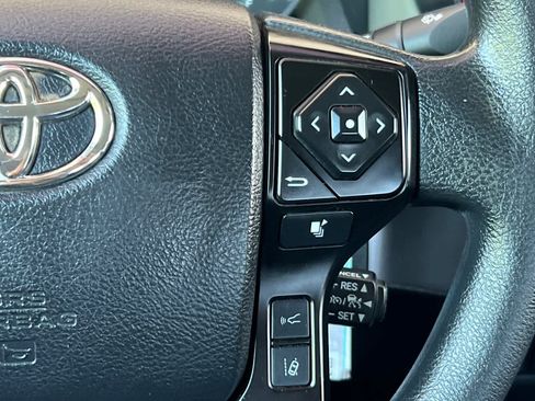 Used 2022 Toyota Tacoma SR RWD image 23