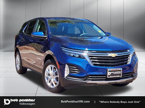 Used 2022 Chevrolet Equinox LT AWD/4WD image 1