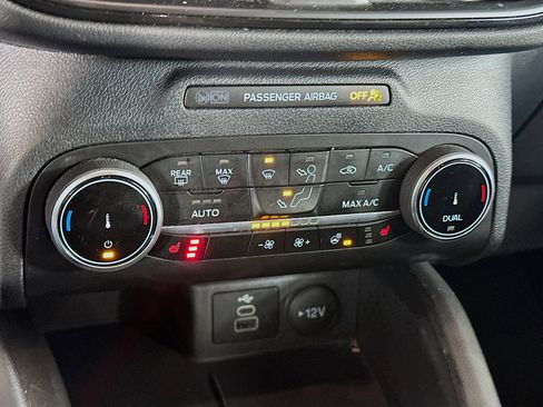 Used 2024 Ford Escape ST-Line w/ Cold Weather Package image 23