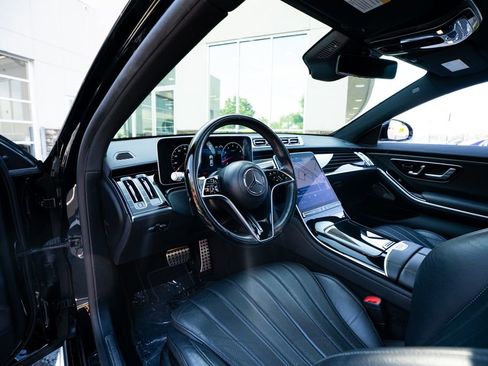 Used 2022 Mercedes-Benz S 500 4MATIC w/ AMG Line Package image 28