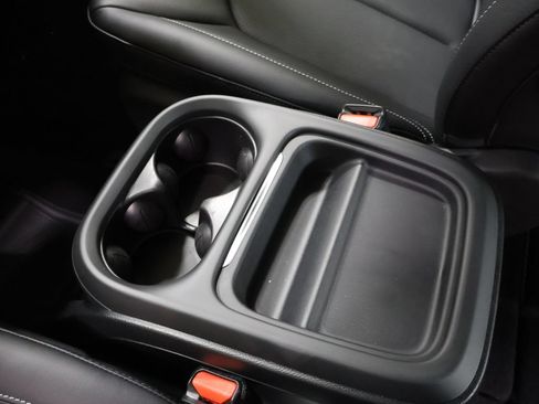 New 2027 Chrysler Pacifica Select AWD/4WD image 22