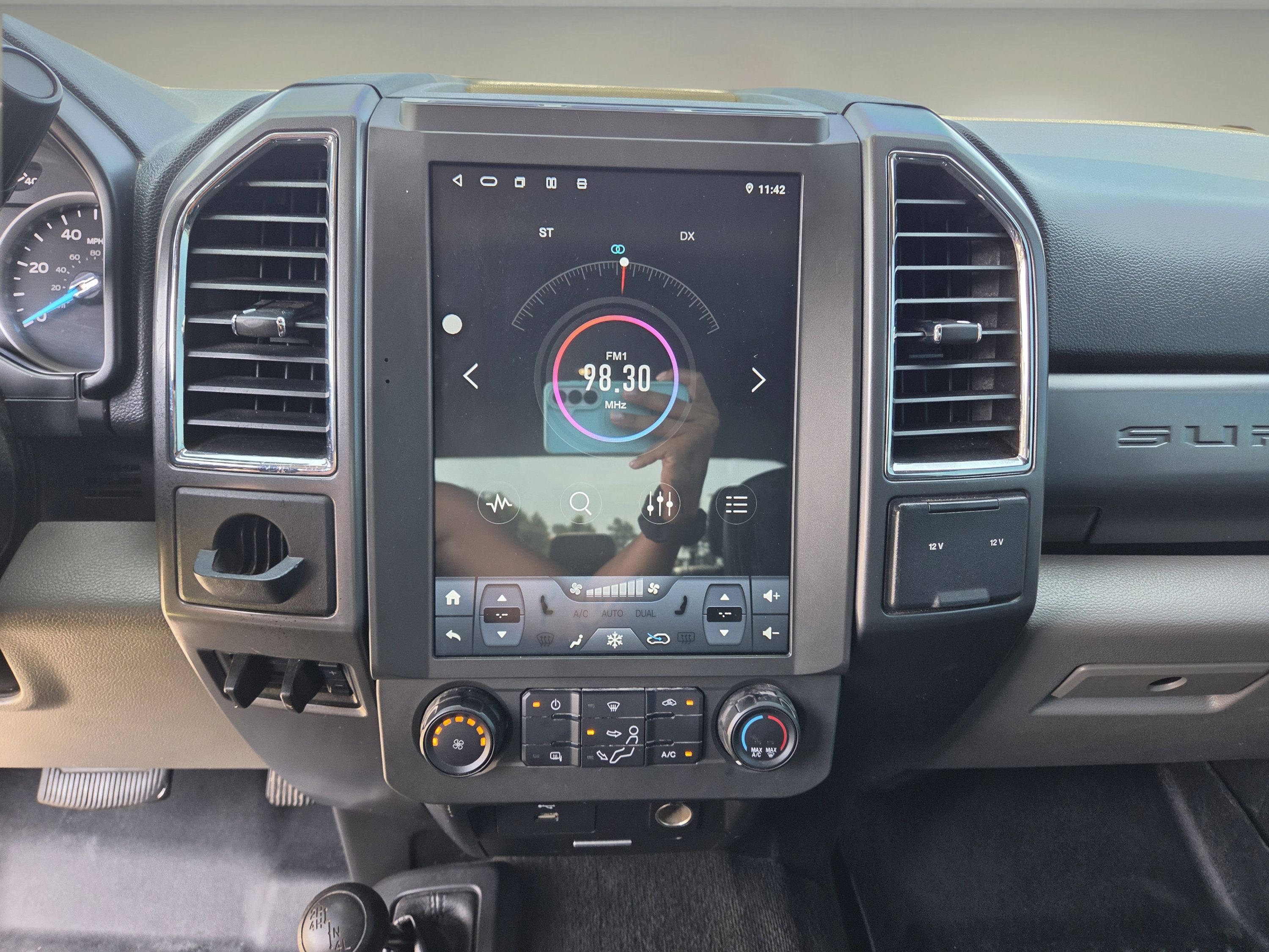 Used 2017 Ford F250 XLT AWD/4WD image 16
