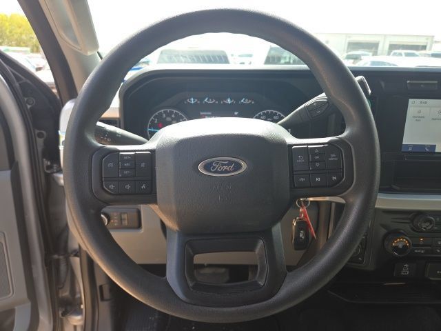 Used 2024 Ford F250 XL w/ STX Appearance Package AWD/4WD image 8